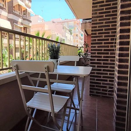 Piso Centro Ciudad Club Nautico Apartman Torrevieja Kültér fotó