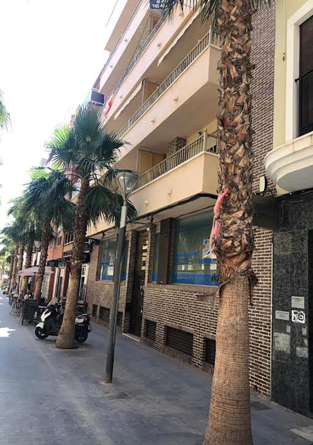 Piso Centro Ciudad Club Nautico Apartman Torrevieja Kültér fotó